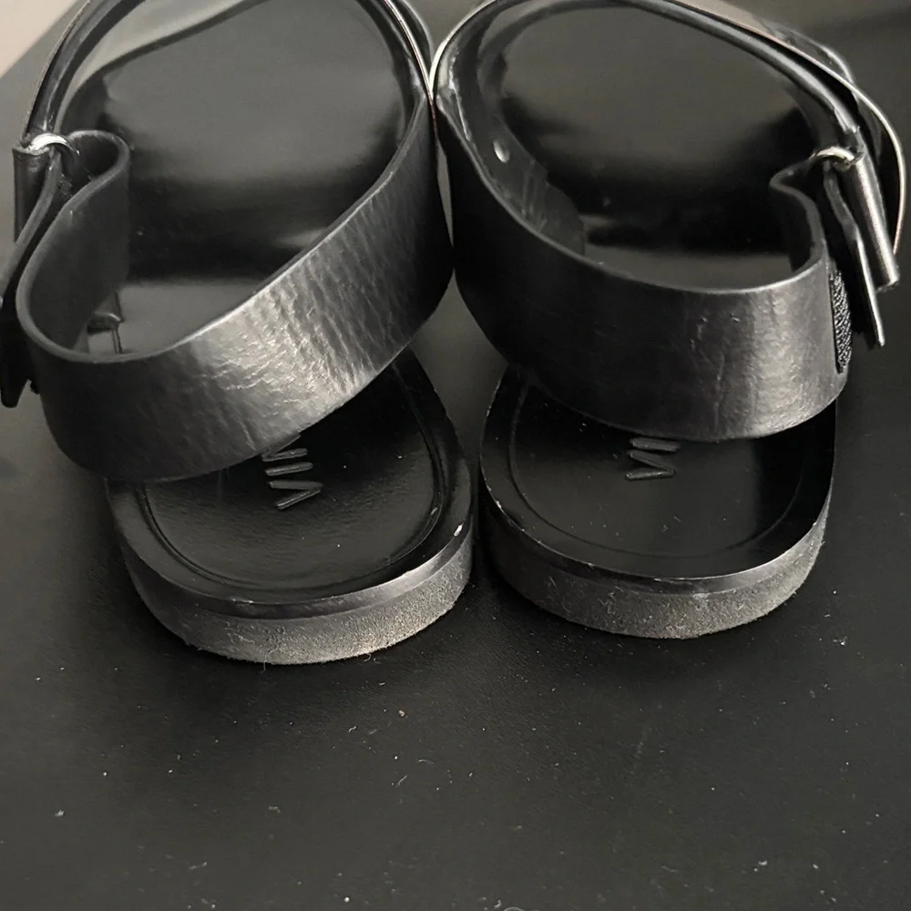 Vince Black and Metallic Silver Ciara Sandals Size 7